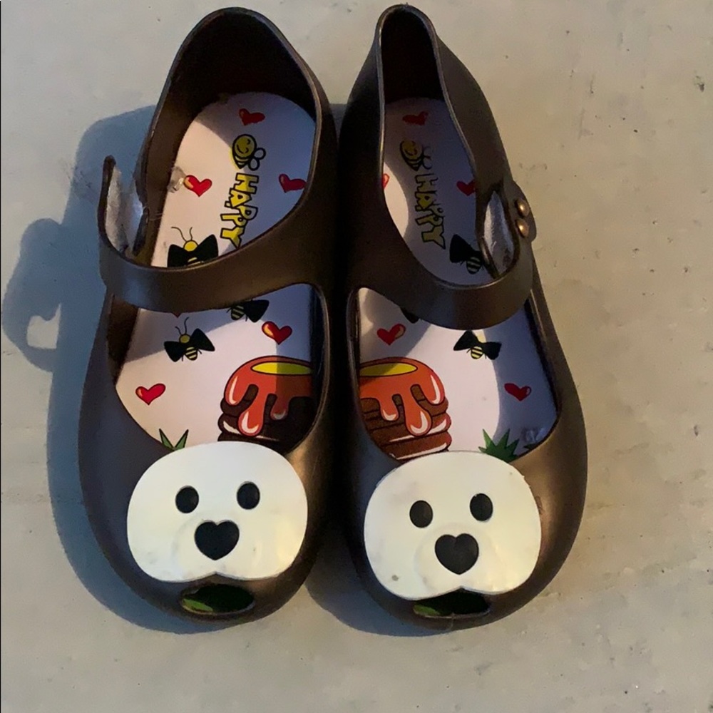 Bee happy bear shoes